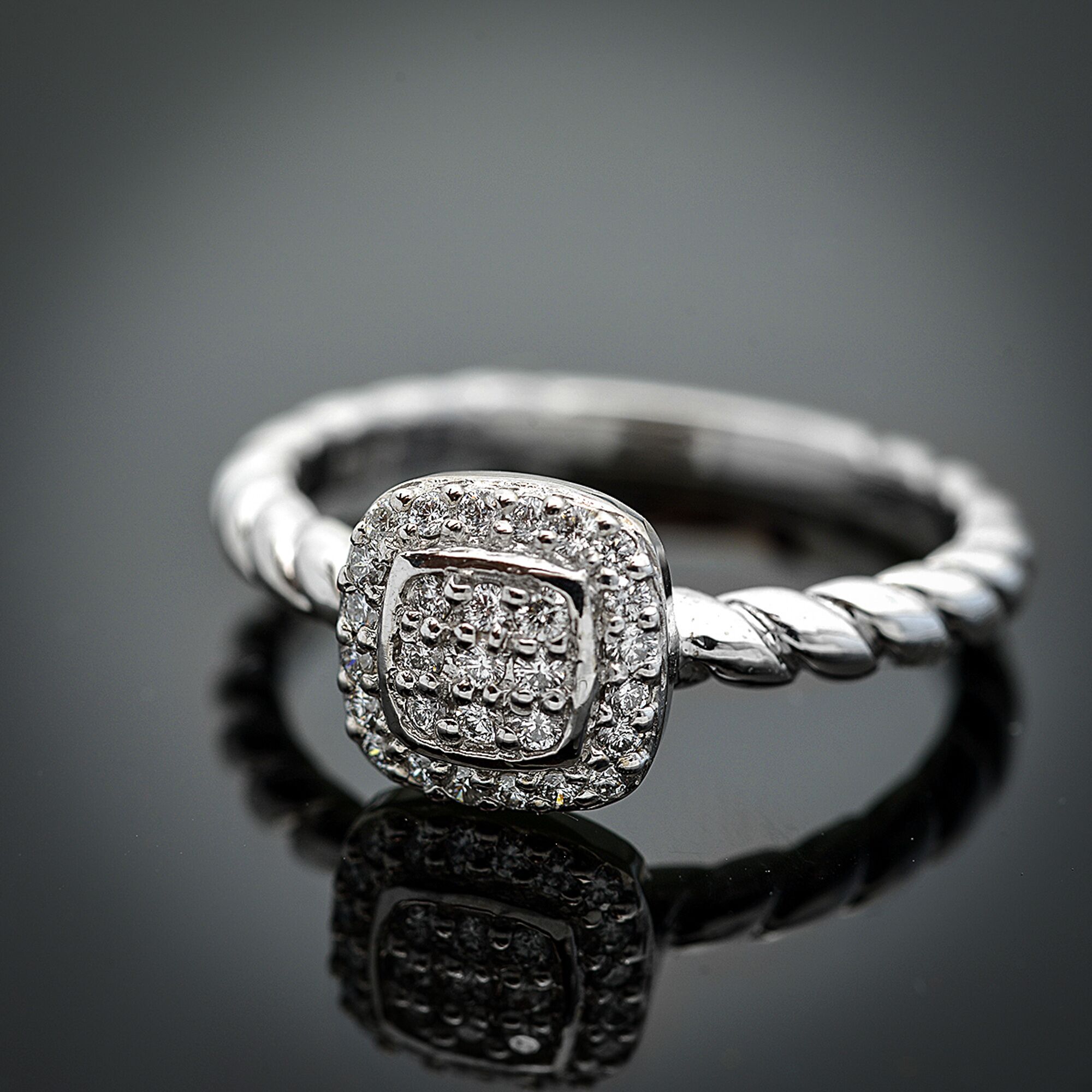 Diamond Halo Cluster Ring