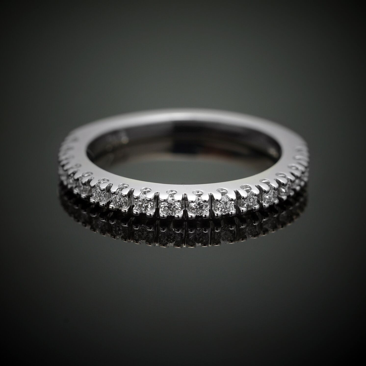 Fishtail Diamond Wedding Ring